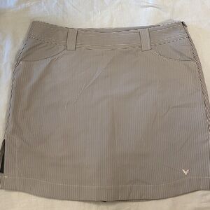 Callaway Golf Skort Size 12. Preppy Blue and White Pinstriped! EUC.